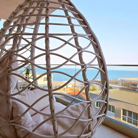 Summer Sea View Apartament *