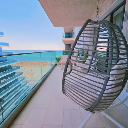 Summer Sea View *
